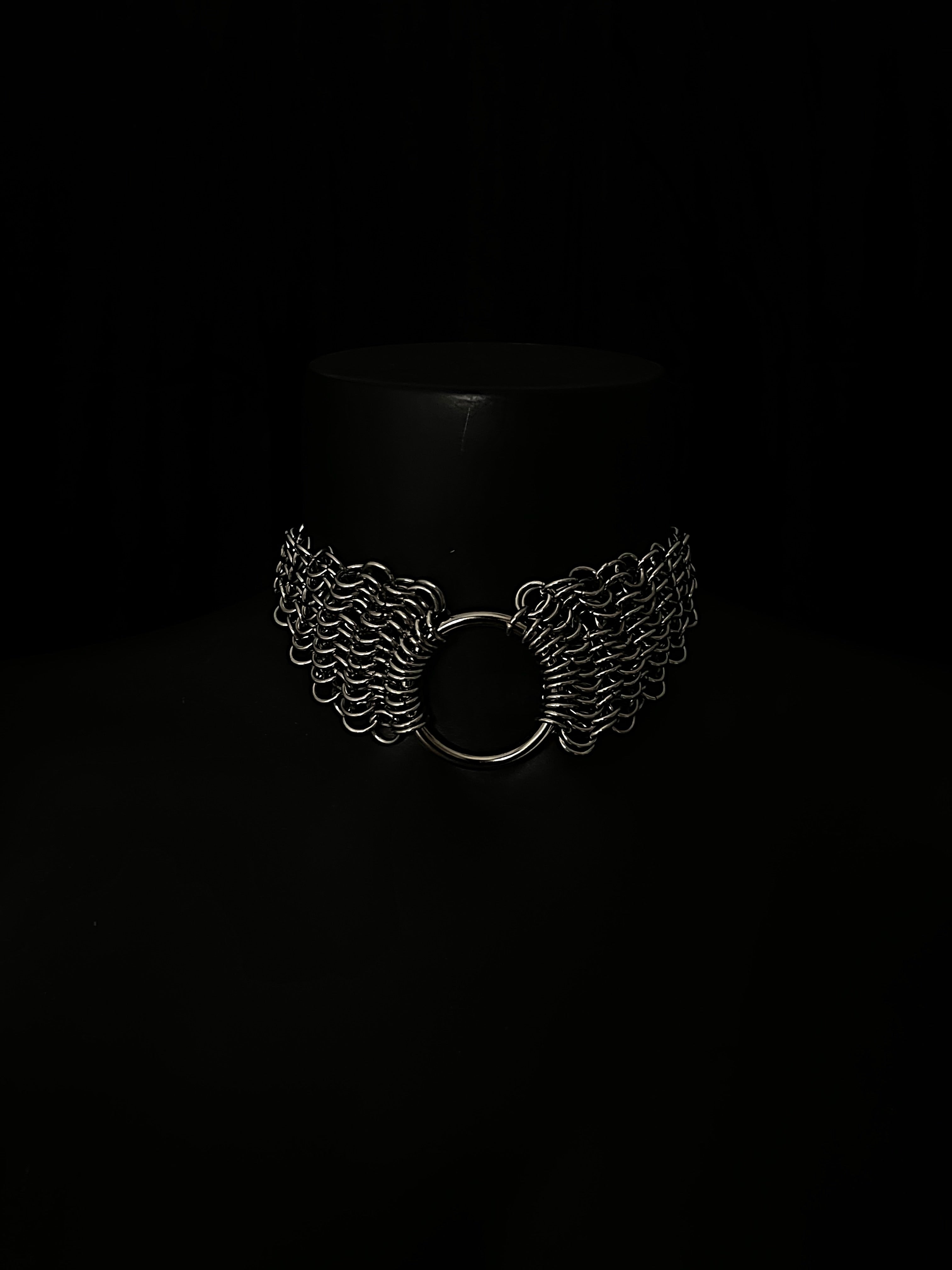 Ravendusk Choker
